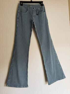 NWT Subdued Flared Striped/Railroad Jeans Sample 25